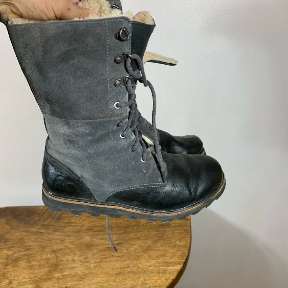 Sorel Black Leather Lace-Up Winter Boots with Cream Sherpa Lining - Picture 6 of 10